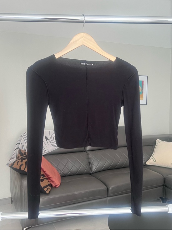 Zara Tops - Zara Black Long-Sleeve Cropped Top - Slim Fit